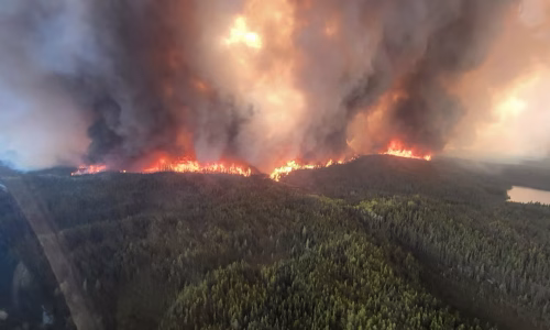 Incendi record nel 2025: l’allarme Copernicus sugli effetti su aria e salute